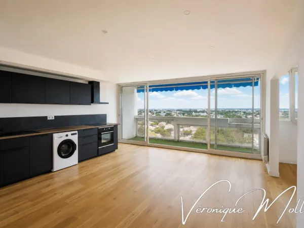 MÉRIGNAC - 10e ET DERNIER ÉTAGE, LA VUE COMME HORIZON - GARAGE DISPONIBLE EN OPTION -