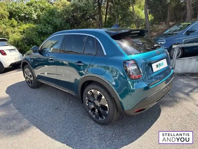 Fiat 600 t-gen 3 1.2 hybrid 145ch edct6 — photo 69