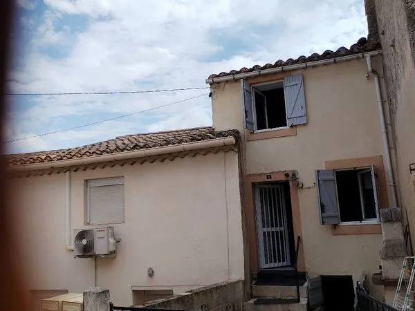 Maison de village 2 chambres avec cour