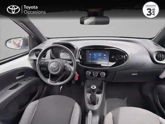Toyota Aygo X 1.0 vvt-i 72ch dynamic — photo 8