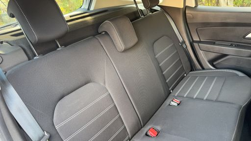 Dacia Duster 1.3 Tce 130 - Prestige – 2021 – 108396 km – Essence – Boîte Manuelle — photo 35