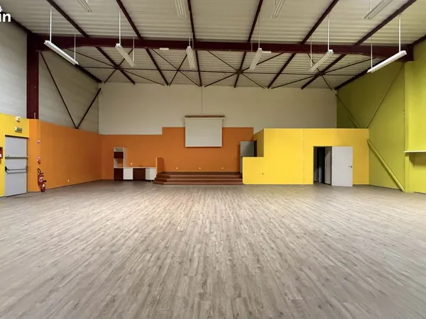 Local 530 m² Monswiller
