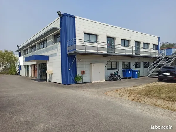 Bureaux 826 m² Limoges