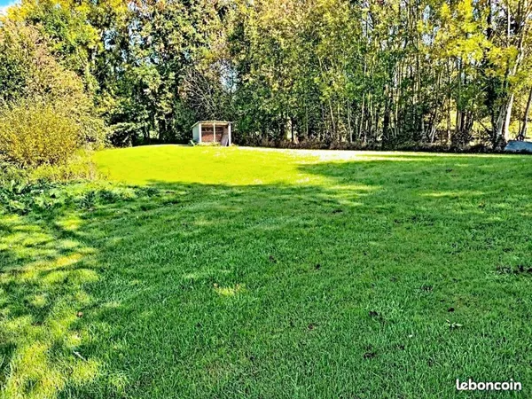 Terrain constructible Montchamp