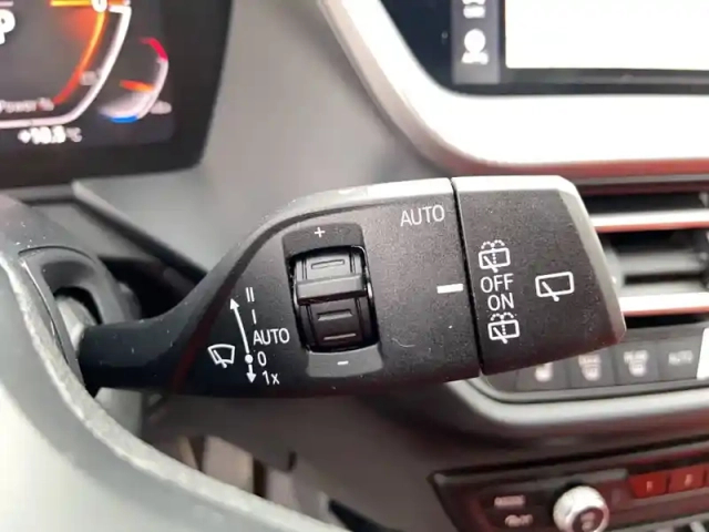 Bmw Serie 1 118i 136 ch dkg7 — photo 108