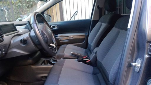 Citroen C4 Cactus 1.2 PureTech 110 - Shine – 2020 – 67108 km – Essence – Boîte Manuelle — photo 8