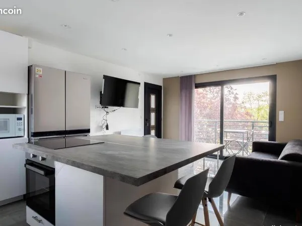 Duplex 7 pièces 150 m²
