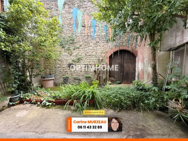 Maison à vendre 8 pièces MORTAGNE SUR SEVRE (85)