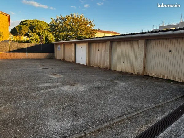 Garage et parking Location La Seyne-sur-Mer 140€