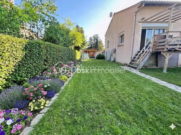 Maison 5 pièces 140 m²