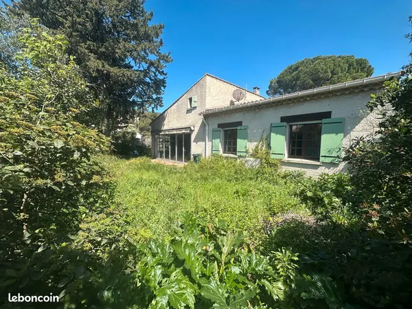 Maison a rénover - Villeneuve les Avignons