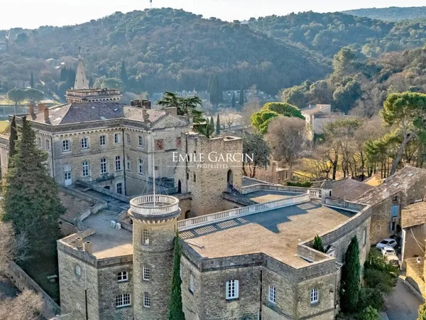 A vendre - Château - Drôme Provençale - Position dominante