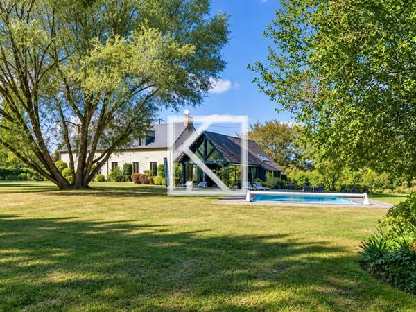 MAISON DE FAMILLE AVEC PISCINE