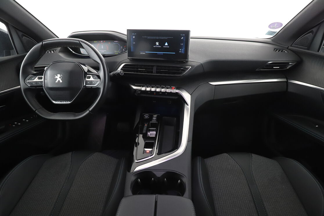 Peugeot 5008 1.2 Hybrid Allure Pack e-DCS6 — photo 11