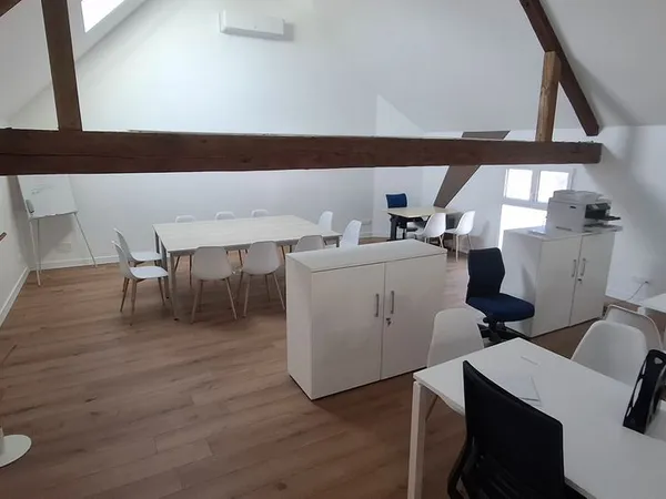 Bureau 80m²