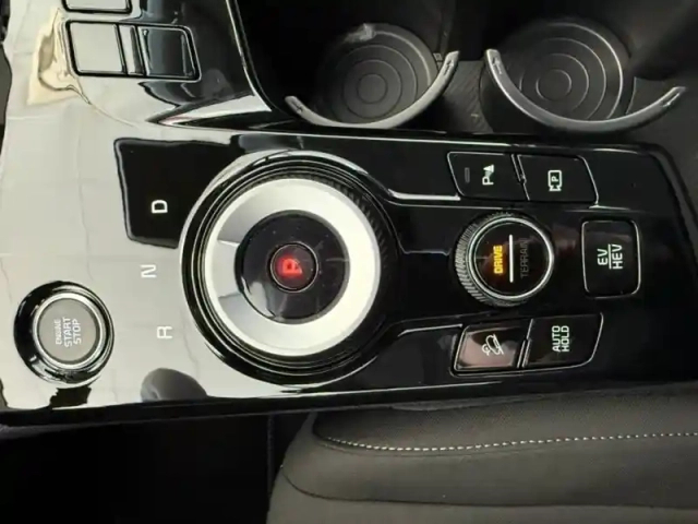 Kia Sportage 1.6 t-gdi 245ch phev active bva6 4wd — photo 12