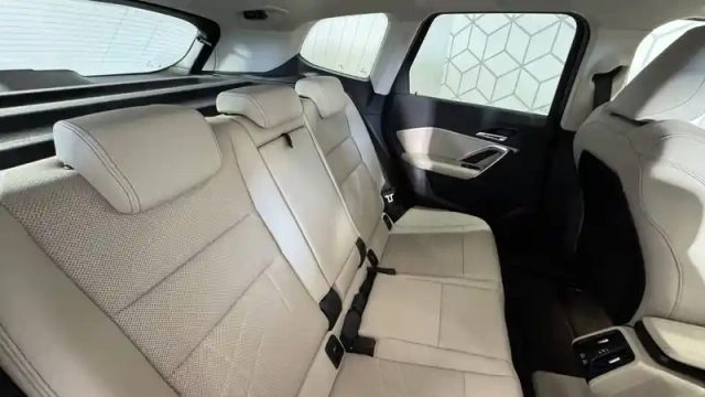 Bmw X1 xdrive 25e 245ch dkg7 — photo 38