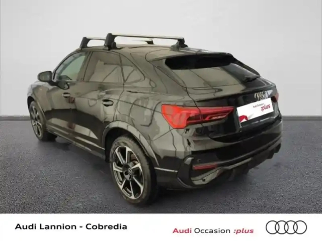 Audi Q3 sportback 45 tfsi e 245ch s line s tronic 6 — photo 5