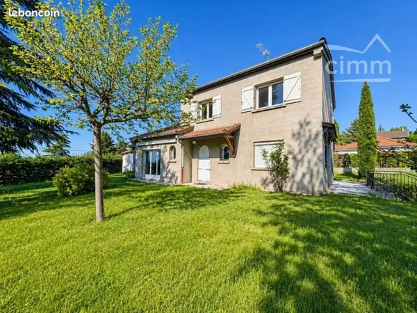 Villa 6 pièces 165 m²