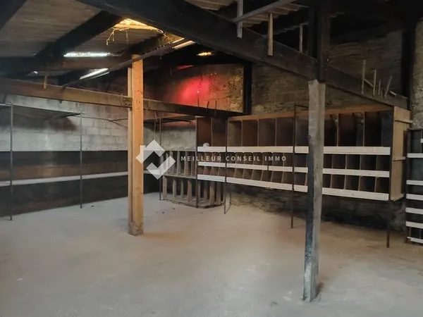 Parking/Garage/Box 129 m²