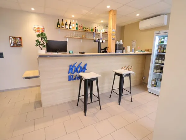 FONDS DE COMMERCE TOUT EQUIPE