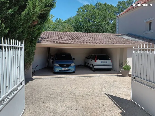 Local 44m² pour bureau/commerce/entrepôt