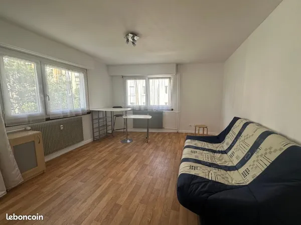 Studio 1 pièce 32 m²