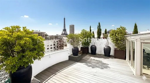 Appartement 5 pièces 167 m²