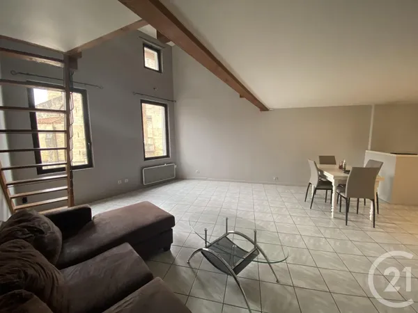 Appartement 2 pièces 75 m²