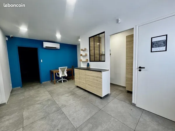 Local commercial 120 m²