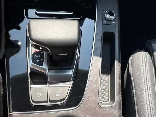Audi Q5 sportback 50 tfsie 299 s tronic 7 quattro — photo 31