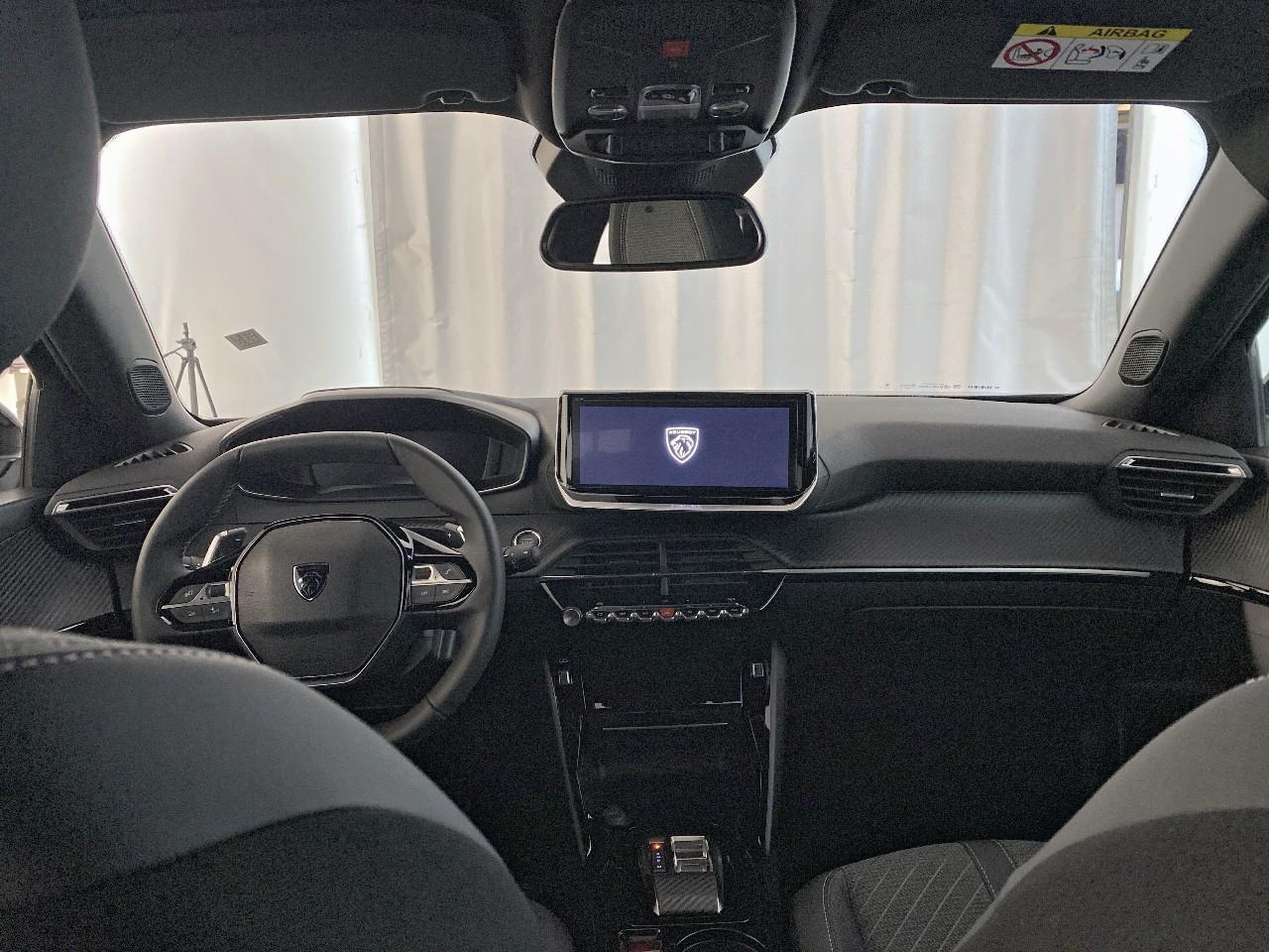 Peugeot 2008 hybrid 145 ch e-dcs6 allure — photo 8