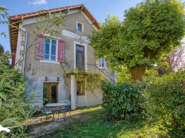 Maison 10 pièces 228 m²
