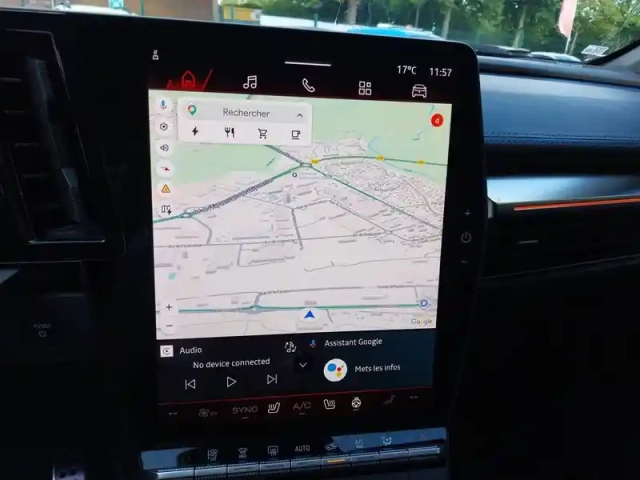 Renault Megane e-tech 220 ch autonomie confort — photo 4
