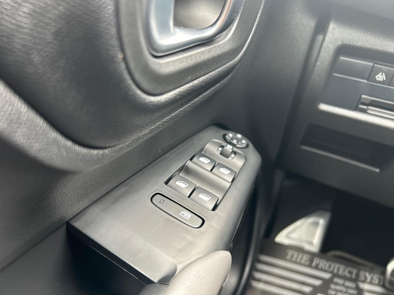 Citroën C5 Aircross hybrid 225ch shine pack e-eat8 — photo 19