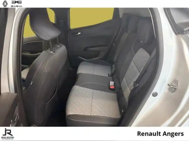 Renault Clio 1.5 blue dci 100ch evolution — photo 19