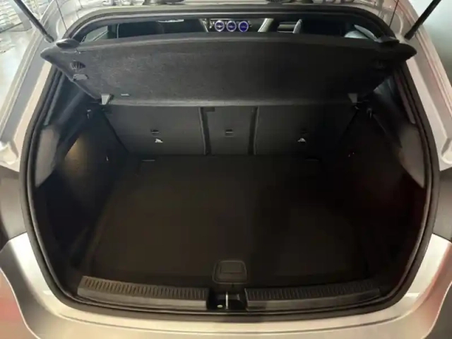 Mercedes Classe A 200 d amg line — photo 7