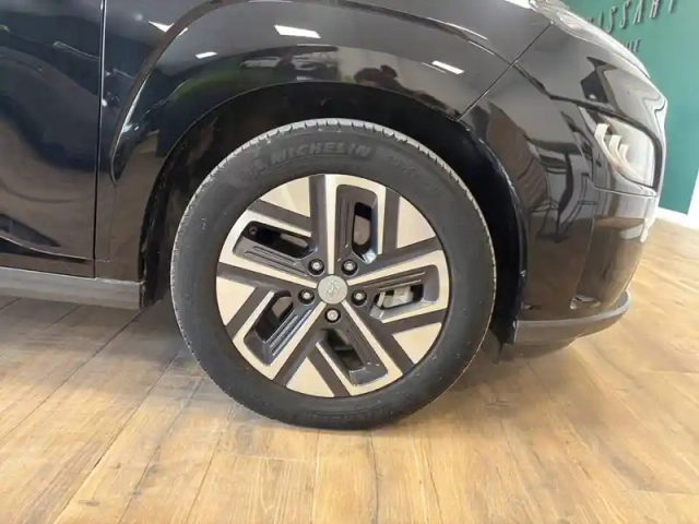 Hyundai Kona electrique 64 kwh - 204 ch — photo 16