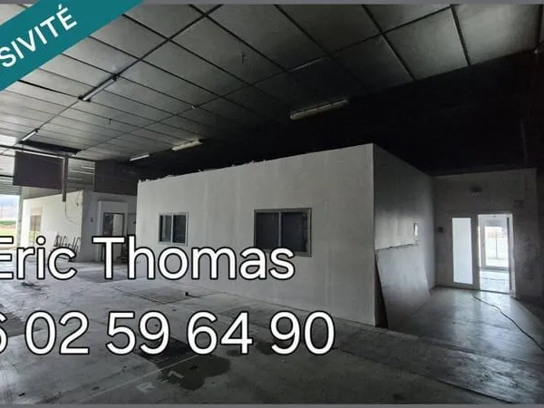 Local commercial 12 pièces 998 m²