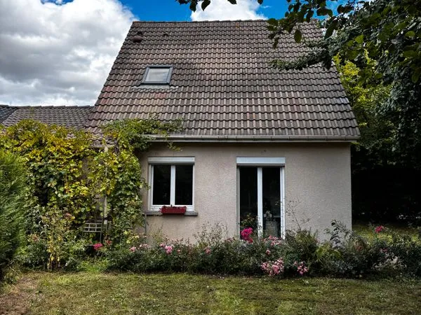 Maison 4 pièces , 79 m2 , 4 pièces , garage et jardin