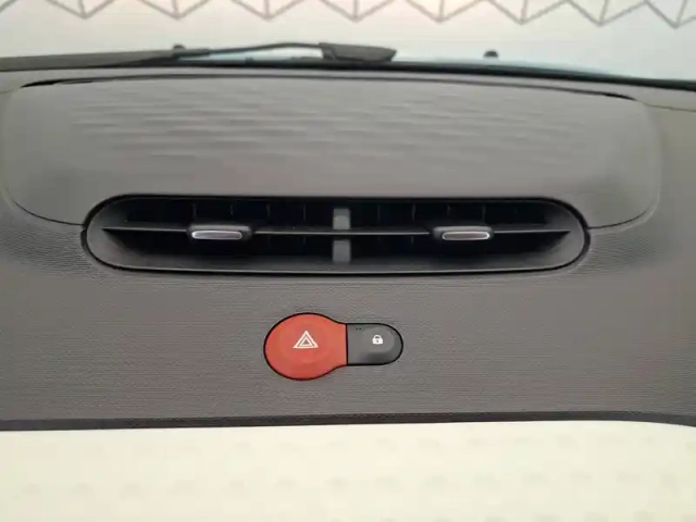 Renault Twingo iii e-tech — photo 39