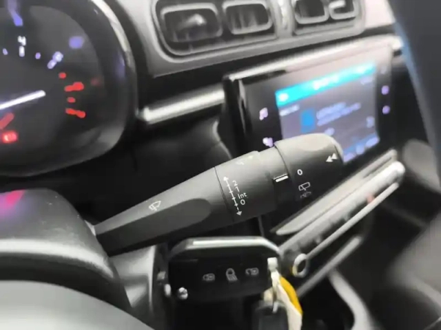 Citroën C3 bluehdi 100 ch bvm6 plus — photo 18