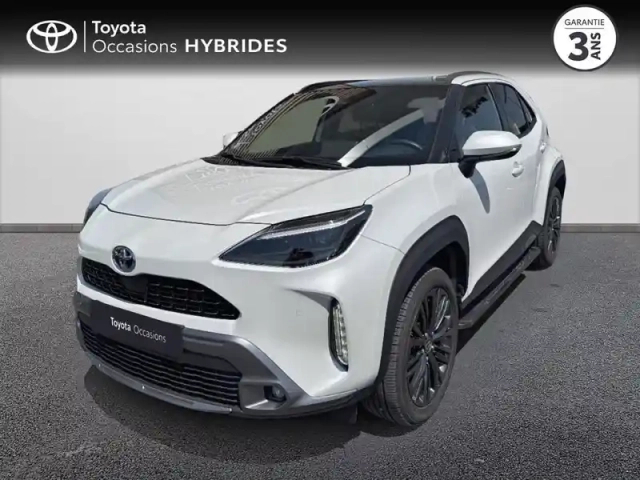 Toyota Yaris cross 116h trail awd-i + marchepieds my22