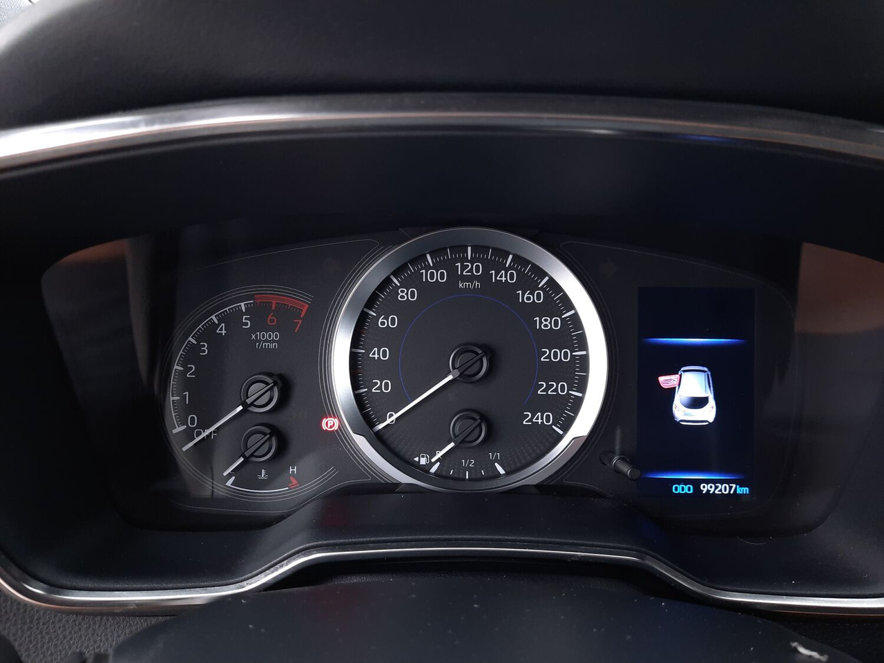 Toyota Corolla — photo 10