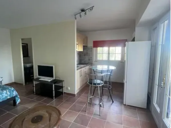 Studio 1 pièce 26 m²