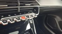 Peugeot 208 1.2 PureTech 100ch S&S GT Pack — photo 15
