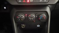 Dacia Sandero 1.0 TCe 90ch Stepway Expression CVT — photo 26