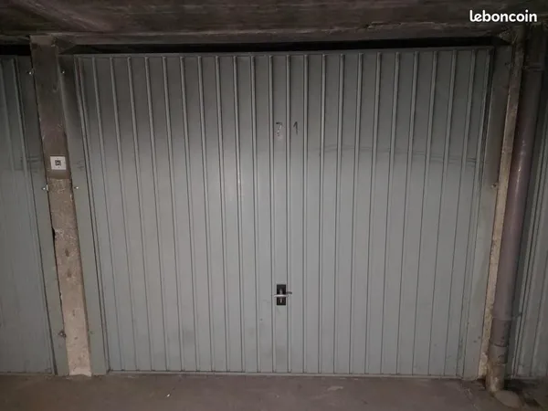 Garage/box 12 m² Viry