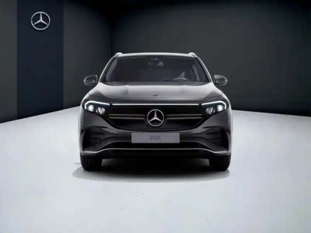 Mercedes Eqa 250+ amg line — photo 8