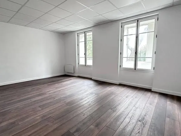 Bureaux 118 m²